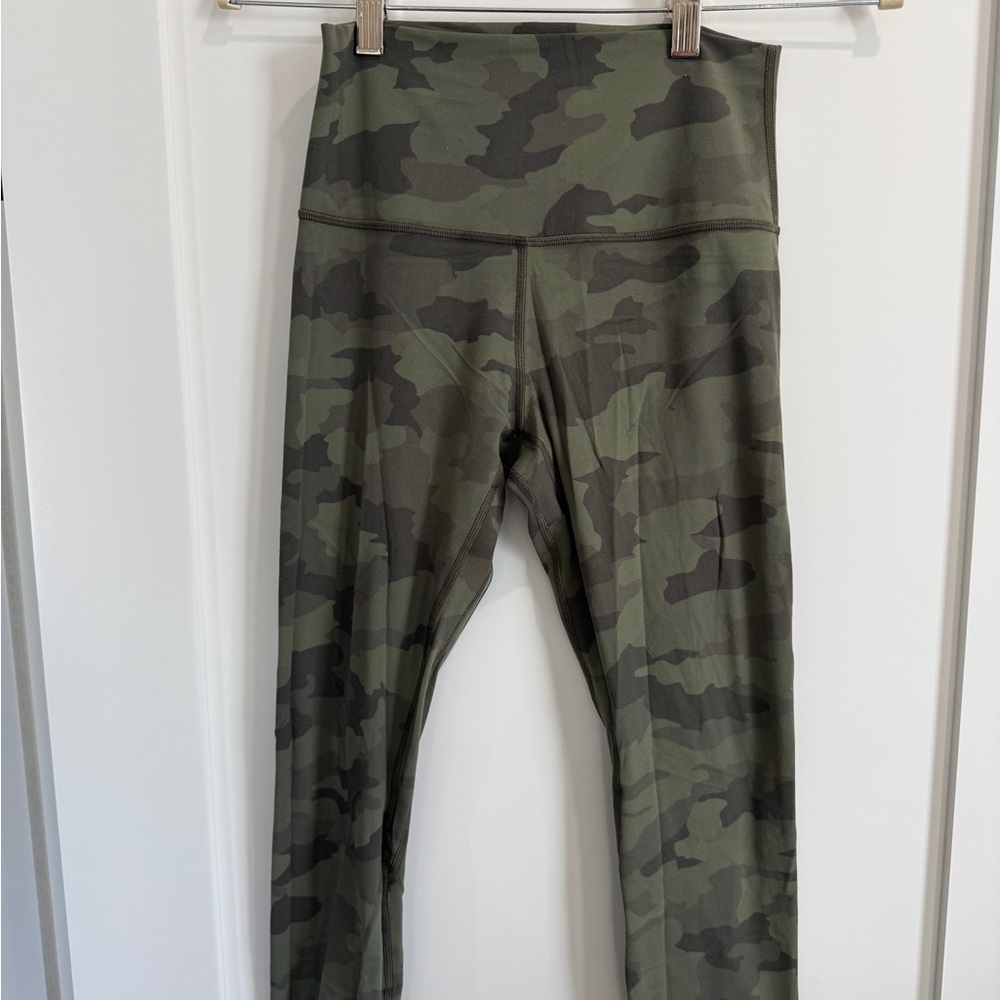 lululemon athletica cropped allign Leggings